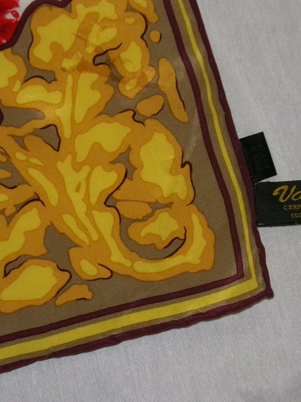 Varucci P Cezanne Chrysanthemums Floral 100% Silk Square Scarf 34
